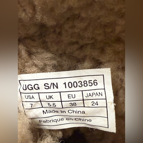 UGG Amoret Black Shearling Clog Booties Size 7 LNC - Picture 4 of 9